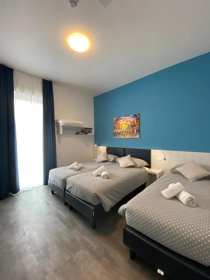 Hotel Aurora Torbole Torbole Sul Garda Exterior foto