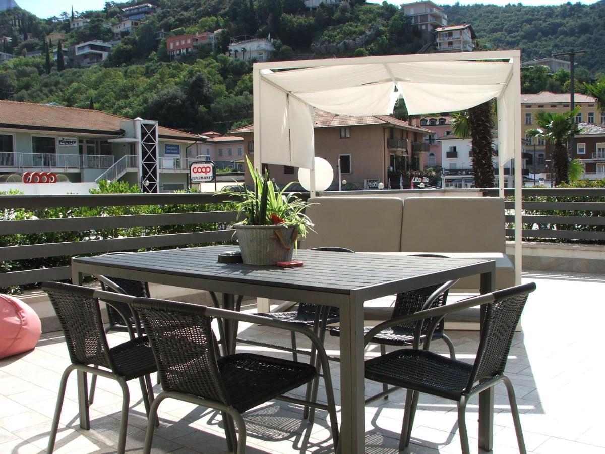 Hotel Aurora Torbole Torbole Sul Garda Exterior foto